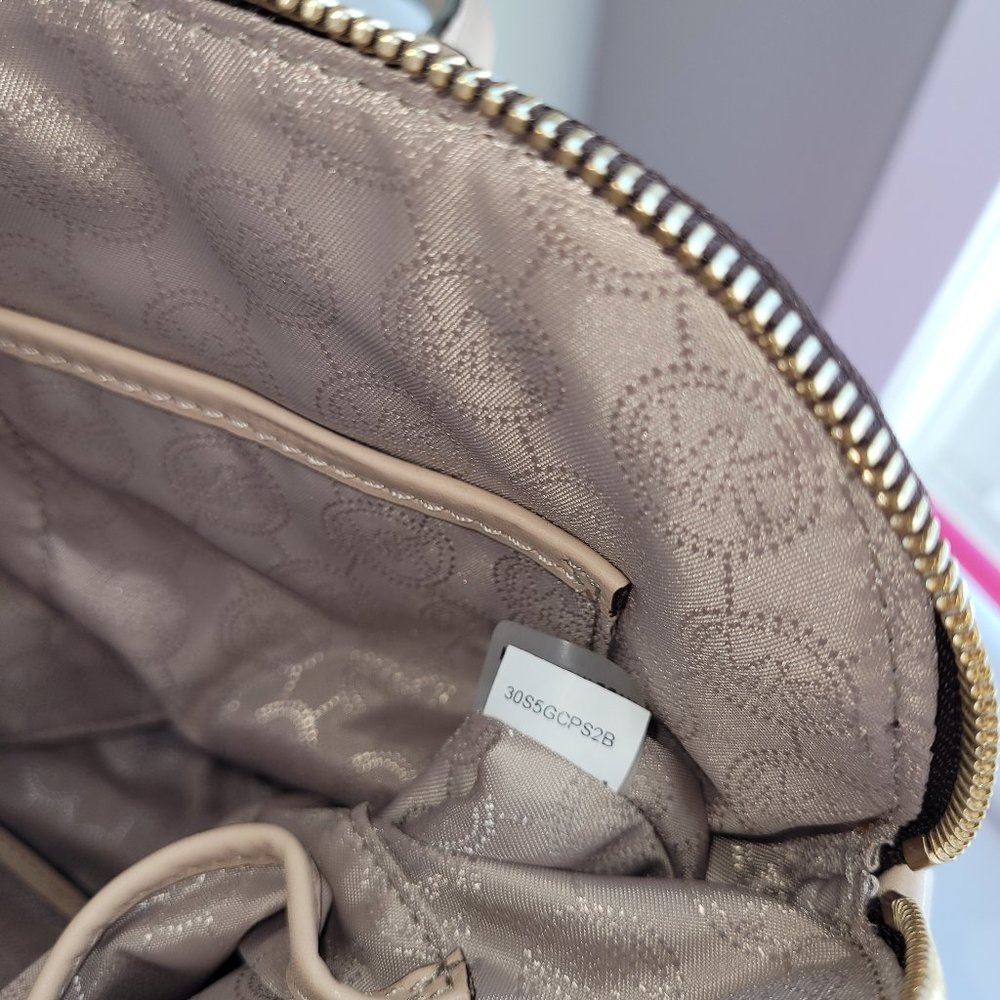 Authentic Michael Kors Purse - image 5
